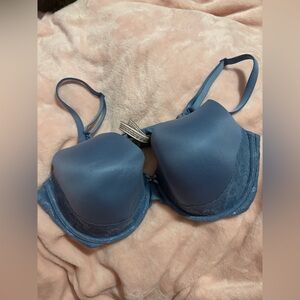 ⭐️Victoria secret blue bra
